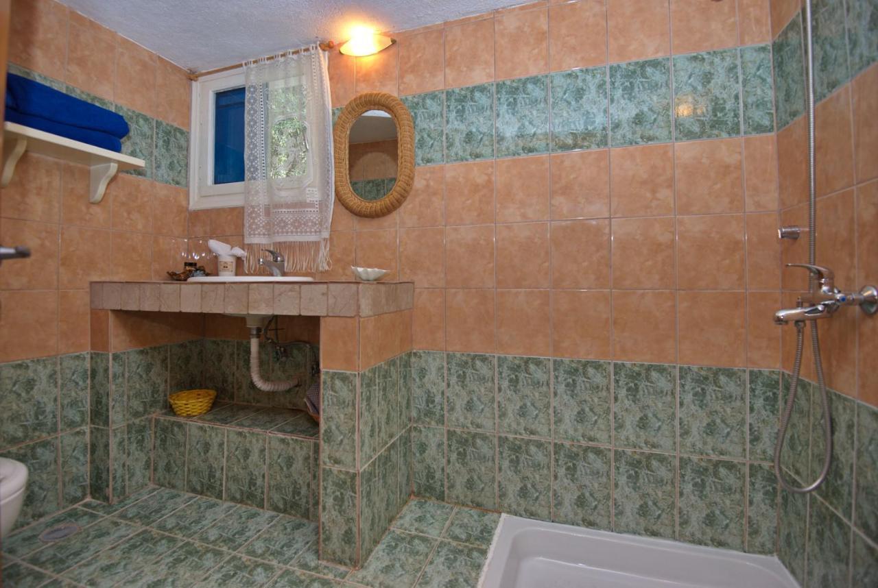 Seahorse Cottage Mourtero エクステリア 写真