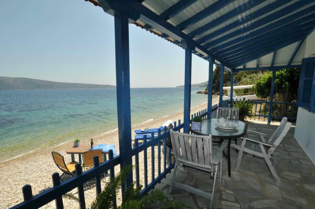 Seahorse Cottage Mourtero エクステリア 写真